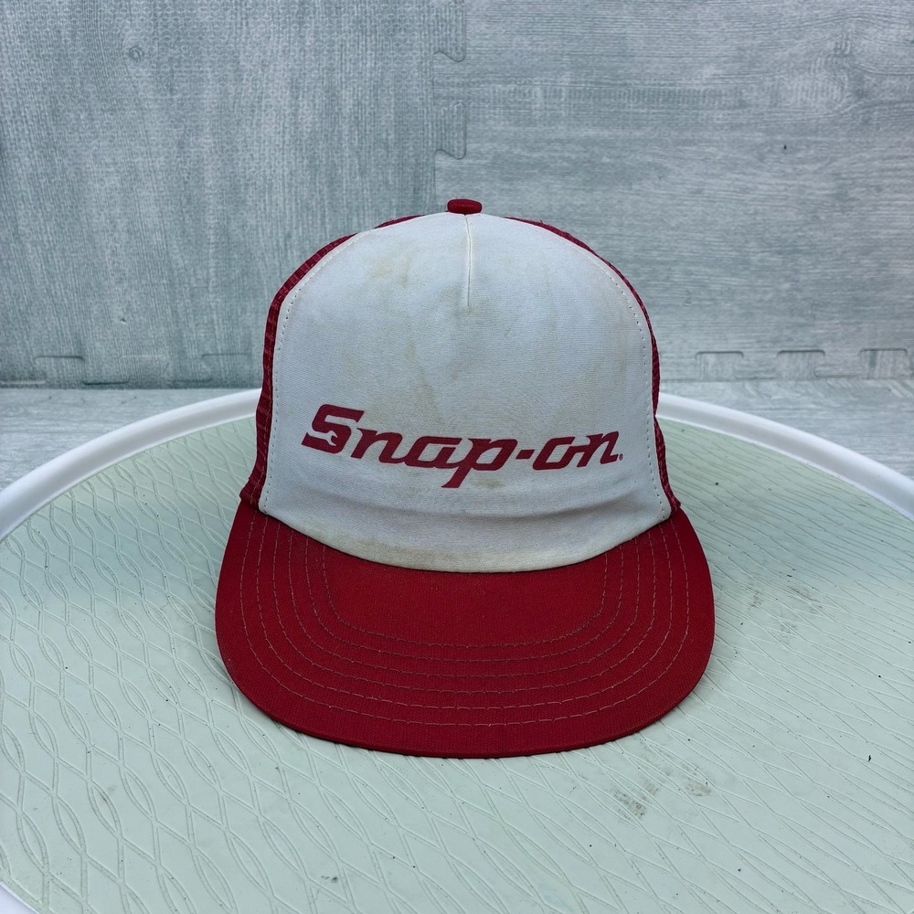 Vintage Snap-on Trucker Hat Mens OSFA Red White Mesh Snapback USA 21320